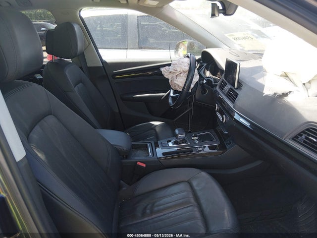 45064888 :رقم المزاد ، WA1BNAFYXJ2178818 vin ، 2018 Audi Q5 2.0t Premium/2.0t Tech Premium مزاد بيع