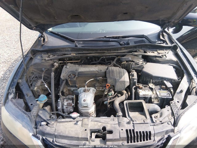 45064903 :رقم المزاد ، 1HGCT1B79DA003887 vin ، 2013 Honda Accord Ex مزاد بيع