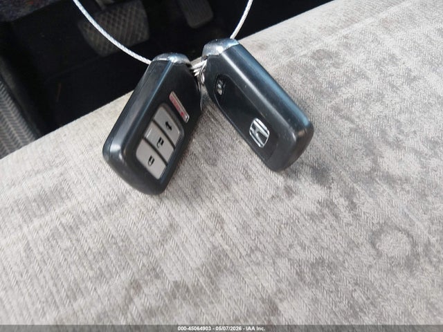 45064903 :رقم المزاد ، 1HGCT1B79DA003887 vin ، 2013 Honda Accord Ex مزاد بيع