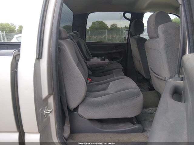 45064905 :رقم المزاد ، 1GTGK23U54F186446 vin ، 2004 Gmc Sierra 2500 Sle مزاد بيع