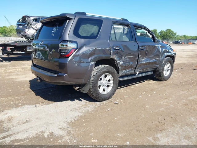 2021 Toyota 4runner Sr5 Premium მანქანა იყიდება აუქციონზე, vin: JTENU5JR7M5931457, აუქციონის ნომერი: 45064982