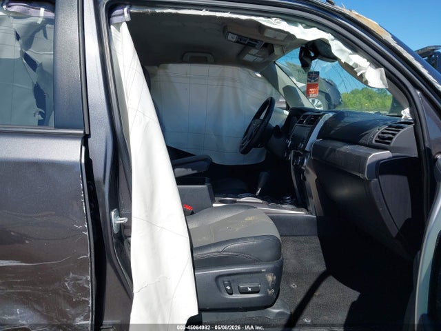 2021 Toyota 4runner Sr5 Premium მანქანა იყიდება აუქციონზე, vin: JTENU5JR7M5931457, აუქციონის ნომერი: 45064982