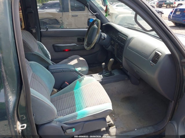 Продажа на аукционе авто 1998 Toyota Tacoma Limited V6, vin: 4TAWN74N2WZ061599, номер лота: 45065033