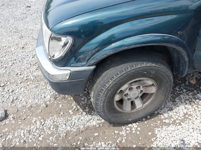 Продажа на аукционе авто 1998 Toyota Tacoma Limited V6, vin: 4TAWN74N2WZ061599, номер лота: 45065033