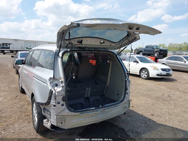 Продаж на аукціоні авто 2016 Kia Sedona Lx, vin: KNDMB5C11G6144287, номер лоту: 45065045
