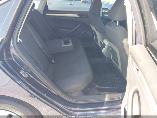 Aukcja sprzedaży 2013 Volkswagen Passat 2.5l S, vin: 1VWAP7A37DC053930, numer aukcji: 45065049