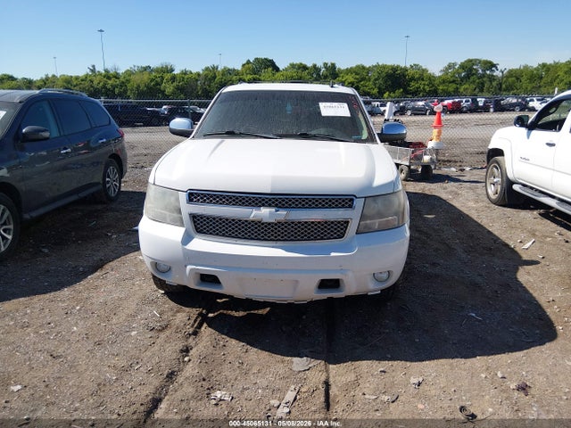 2010 Chevrolet Suburban 1500 Ltz მანქანა იყიდება აუქციონზე, vin: 1GNUKKE35AR173463, აუქციონის ნომერი: 45065131