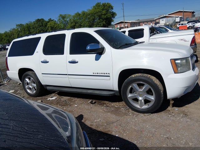 2010 Chevrolet Suburban 1500 Ltz მანქანა იყიდება აუქციონზე, vin: 1GNUKKE35AR173463, აუქციონის ნომერი: 45065131