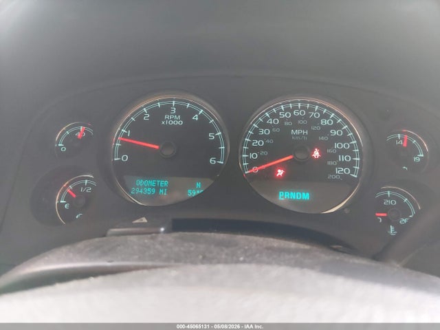 2010 Chevrolet Suburban 1500 Ltz მანქანა იყიდება აუქციონზე, vin: 1GNUKKE35AR173463, აუქციონის ნომერი: 45065131