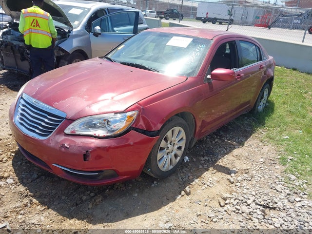 45065136 :رقم المزاد ، 1C3CCBAG9EN178581 vin ، 2014 Chrysler 200 Lx مزاد بيع