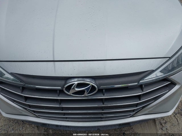 2019 Hyundai Elantra Se მანქანა იყიდება აუქციონზე, vin: 5NPD74LF4KH472602, აუქციონის ნომერი: 45065203