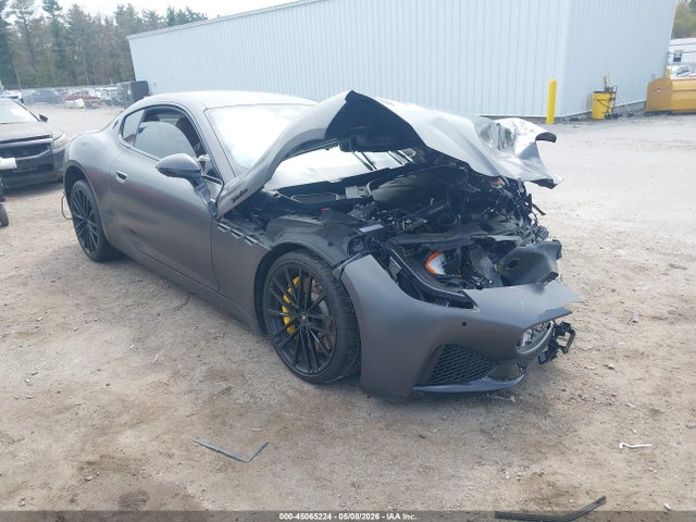 2024 Maserati Granturismo Modena მანქანა იყიდება აუქციონზე, vin: ZAMBMVBB5RX439171, აუქციონის ნომერი: 45065224
