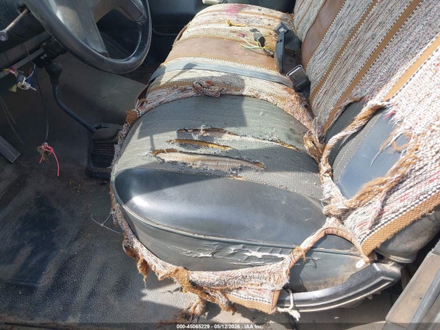 1990 Ford F250 მანქანა იყიდება აუქციონზე, vin: 2FTHF26G5LCA45059, აუქციონის ნომერი: 45065229