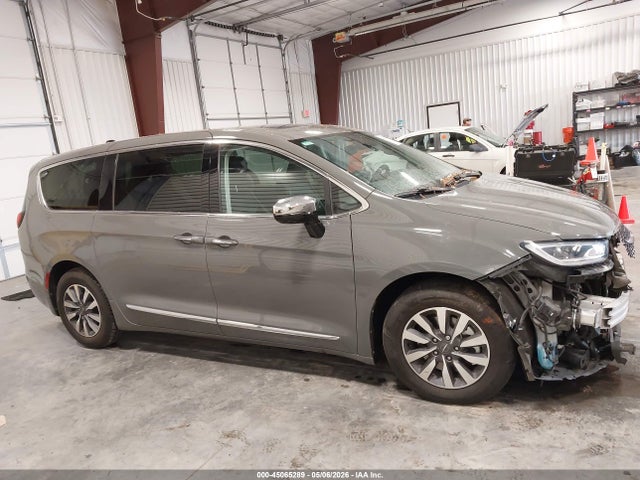 45065289 :رقم المزاد ، 2C4RC1S78PR503354 vin ، 2023 Chrysler Pacifica Hybrid Limited مزاد بيع