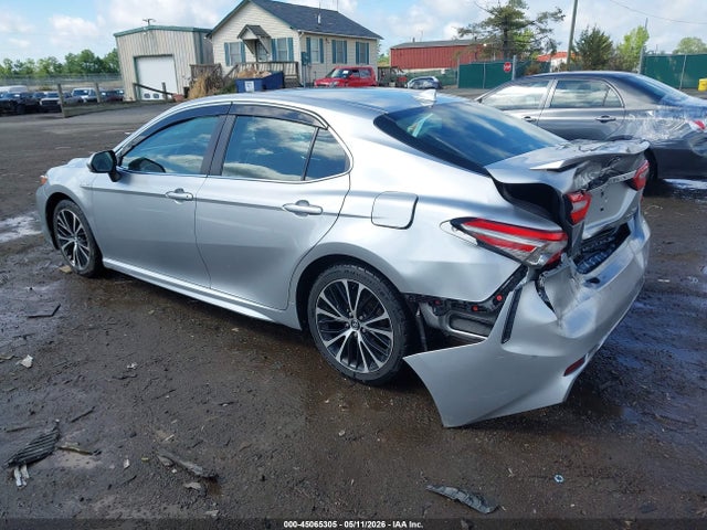 2018 Toyota Camry Hybrid Se მანქანა იყიდება აუქციონზე, vin: 4T1B21HK9JU507211, აუქციონის ნომერი: 45065305