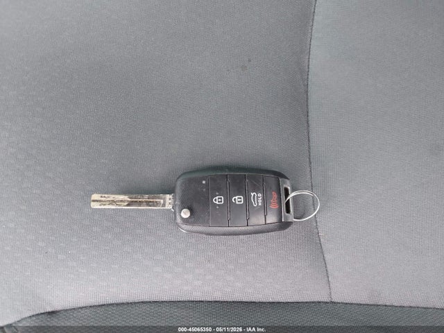 2015 Kia Optima Lx მანქანა იყიდება აუქციონზე, vin: 5XXGM4A71FG467229, აუქციონის ნომერი: 45065350