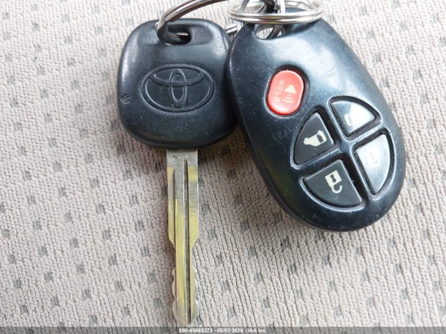 Aukcja sprzedaży 2010 Toyota Sienna Le, vin: 5TDKK4CC8AS300979, numer aukcji: 45065373