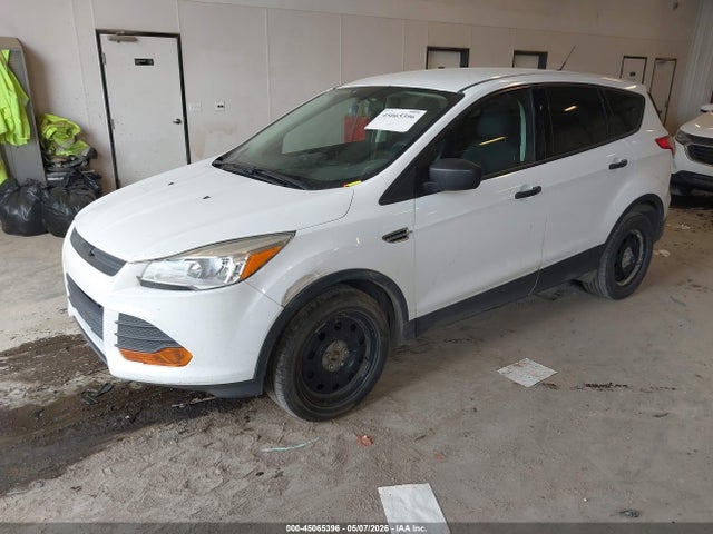 Продажа на аукционе авто 2014 Ford Escape S, vin: 1FMCU0F77EUE01661, номер лота: 45065396