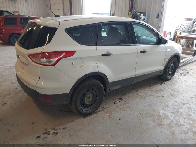 Продажа на аукционе авто 2014 Ford Escape S, vin: 1FMCU0F77EUE01661, номер лота: 45065396