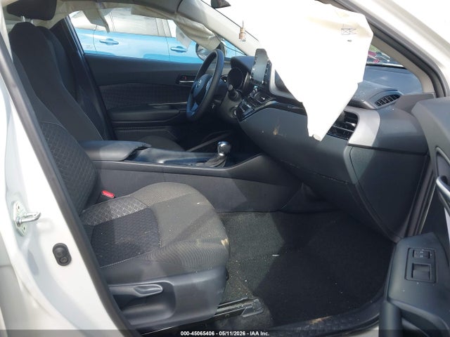 2020 Toyota C-hr Le მანქანა იყიდება აუქციონზე, vin: NMTKHMBX6LR113082, აუქციონის ნომერი: 45065406