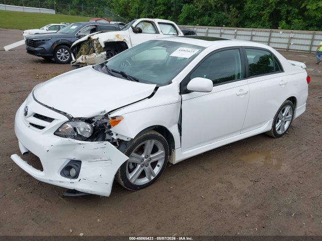 2013 Toyota Corolla S მანქანა იყიდება აუქციონზე, vin: 2T1BU4EE1DC109104, აუქციონის ნომერი: 45065423