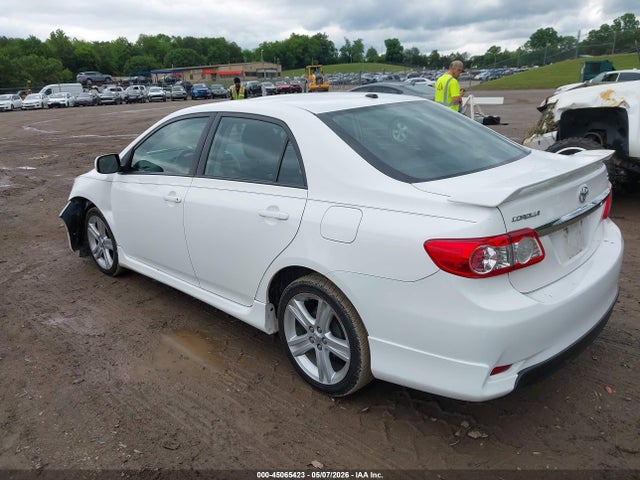 2013 Toyota Corolla S მანქანა იყიდება აუქციონზე, vin: 2T1BU4EE1DC109104, აუქციონის ნომერი: 45065423