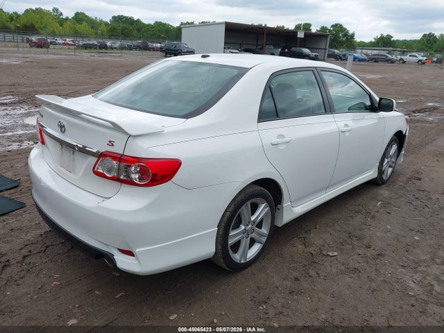 2013 Toyota Corolla S მანქანა იყიდება აუქციონზე, vin: 2T1BU4EE1DC109104, აუქციონის ნომერი: 45065423
