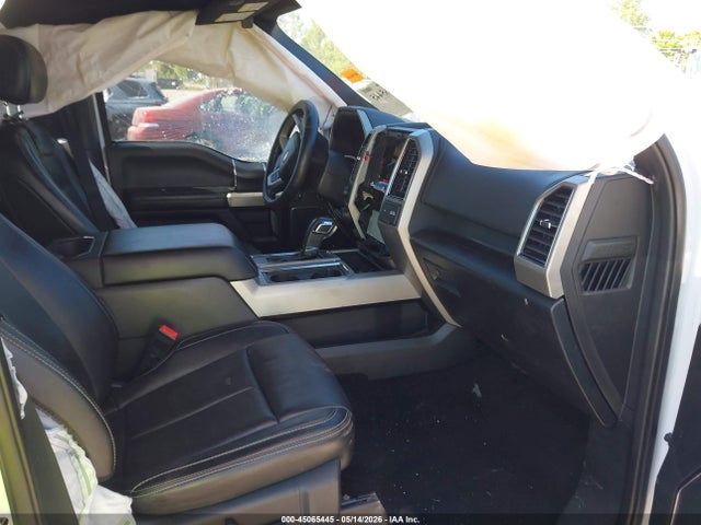 45065445 :رقم المزاد ، 1FTEW1E41KFC82235 vin ، 2019 Ford F-150 Lariat مزاد بيع