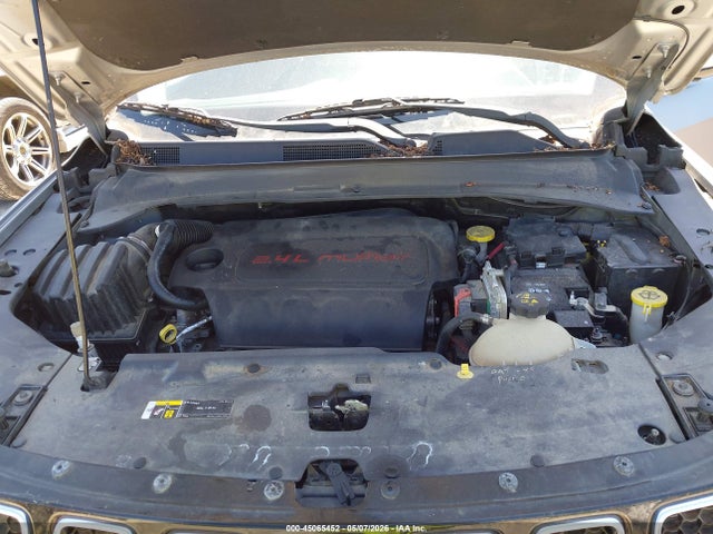 2017 Jeep New Compass Latitude 4x4 მანქანა იყიდება აუქციონზე, vin: 3C4NJDBB5HT679786, აუქციონის ნომერი: 45065452