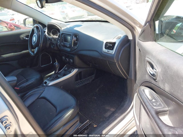 2017 Jeep New Compass Latitude 4x4 მანქანა იყიდება აუქციონზე, vin: 3C4NJDBB5HT679786, აუქციონის ნომერი: 45065452
