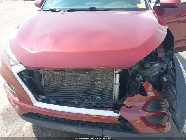KM8J2CA47LU168051 Hyundai TUCSON SE