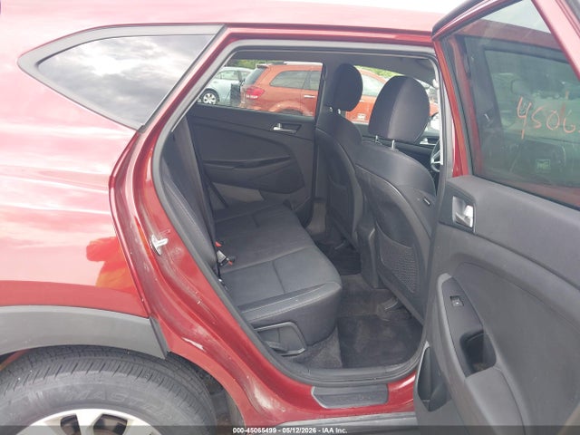 KM8J2CA47LU168051 Hyundai TUCSON SE