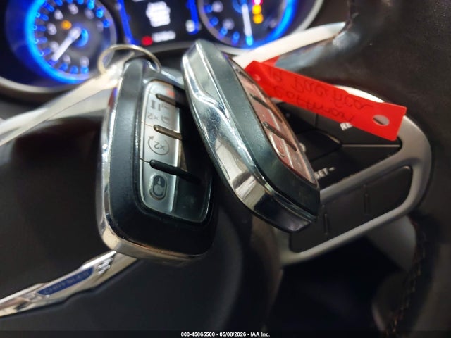 45065500 :رقم المزاد ، 2C4RC1BG7KR613482 vin ، 2019 Chrysler Pacifica Touring L مزاد بيع