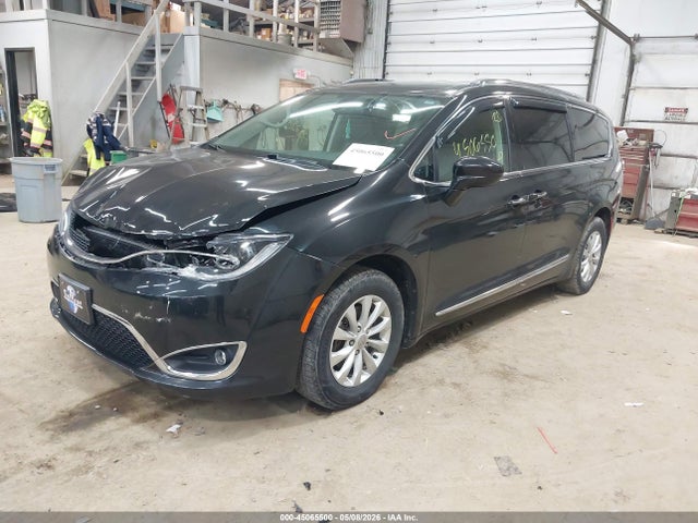 45065500 :رقم المزاد ، 2C4RC1BG7KR613482 vin ، 2019 Chrysler Pacifica Touring L مزاد بيع