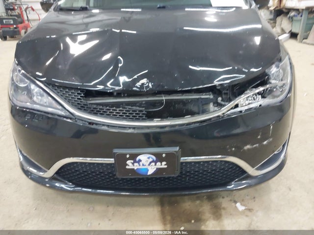 45065500 :رقم المزاد ، 2C4RC1BG7KR613482 vin ، 2019 Chrysler Pacifica Touring L مزاد بيع