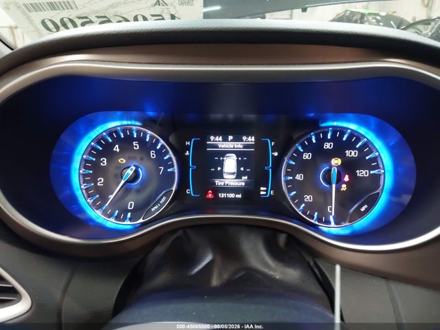45065500 :رقم المزاد ، 2C4RC1BG7KR613482 vin ، 2019 Chrysler Pacifica Touring L مزاد بيع