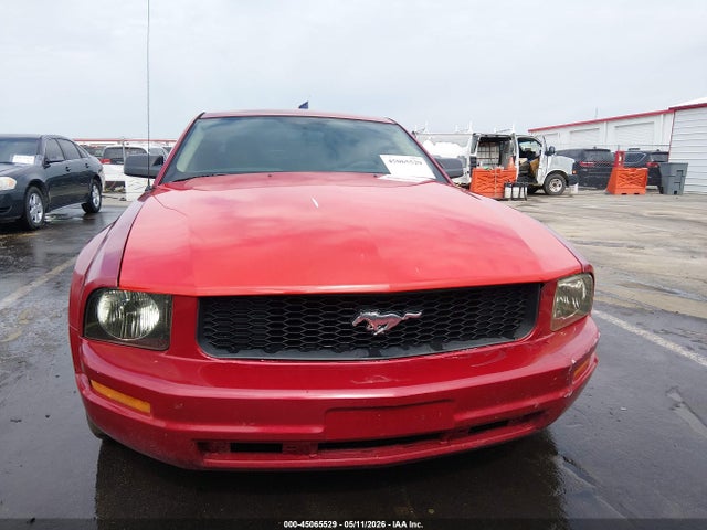 Продажа на аукционе авто 2005 Ford Mustang V6 Deluxe/v6 Premium, vin: 1ZVFT80N255237401, номер лота: 45065529