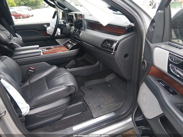 5LMJJ3LT5NEL11628 Lincoln Navigator Reserve L