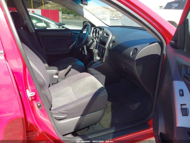 45065597 :رقم المزاد ، 2T1KR32EX6C577626 vin ، 2006 Toyota Matrix Xr مزاد بيع