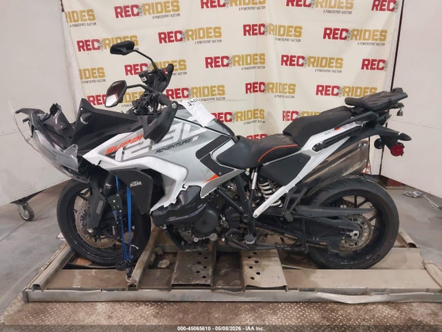 KTM 1290 Super Adventure S 2024 VBKV79406RM993640 Image 12