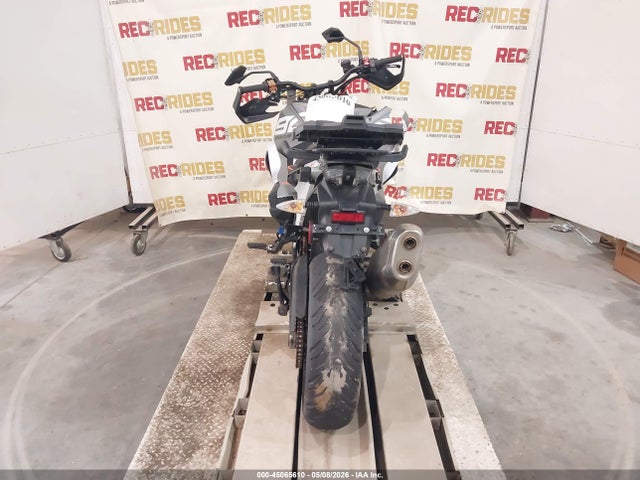 KTM 1290 Super Adventure S 2024 VBKV79406RM993640 Image 6