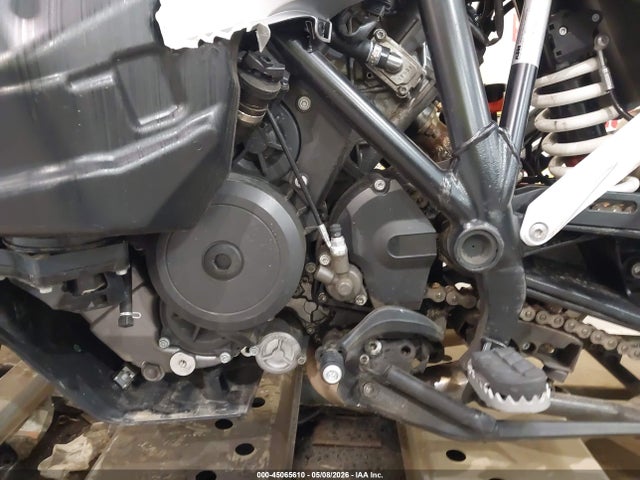 KTM 1290 Super Adventure S 2024 VBKV79406RM993640 Image 9
