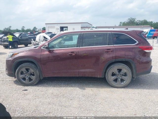 Toyota Highlander Limited Platinum 2017 5TDDZRFH7HS393819 Image 14