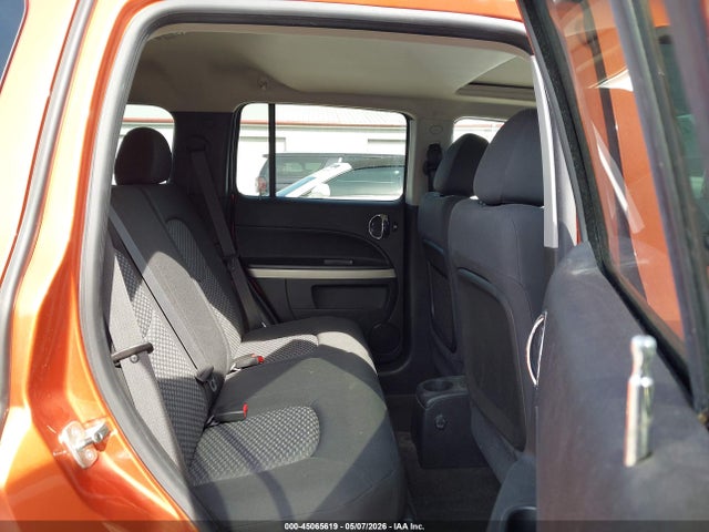 45065619 :رقم المزاد ، 3GNCA23P48S710979 vin ، 2008 Chevrolet Hhr Lt مزاد بيع