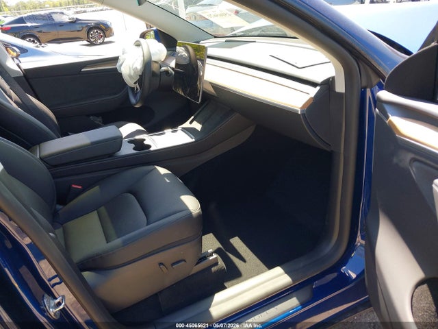 Aukcja sprzedaży 2025 Tesla Model Y Long Range Dual Motor All-wheel Drive, vin: 7SAYGDEE6SA363918, numer aukcji: 45065621