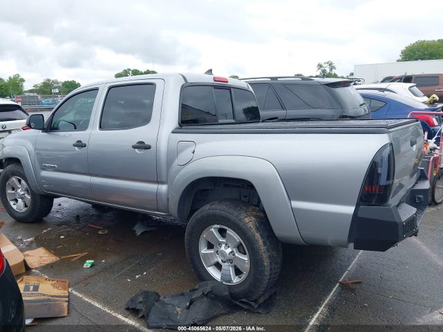 Продаж на аукціоні авто 2015 Toyota Tacoma Base V6, vin: 3TMLU4EN1FM165414, номер лоту: 45065624