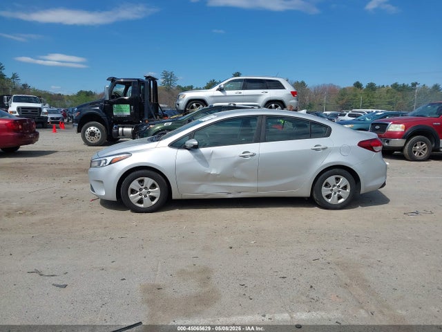 Aukcja sprzedaży 2018 Kia Forte Lx, vin: 3KPFK4A7XJE255917, numer aukcji: 45065629