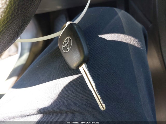 Продаж на аукціоні авто 2019 Toyota Corolla Le, vin: 5YFBURHE5KP941292, номер лоту: 45065632