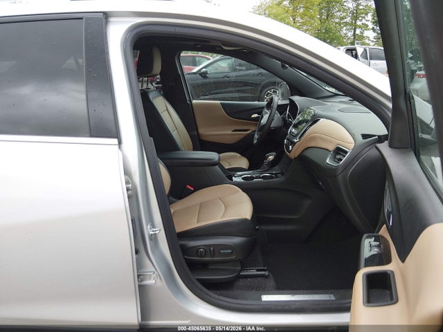 Продаж на аукціоні авто 2022 Chevrolet Equinox Awd Premier, vin: 3GNAXXEV0NS192475, номер лоту: 45065635