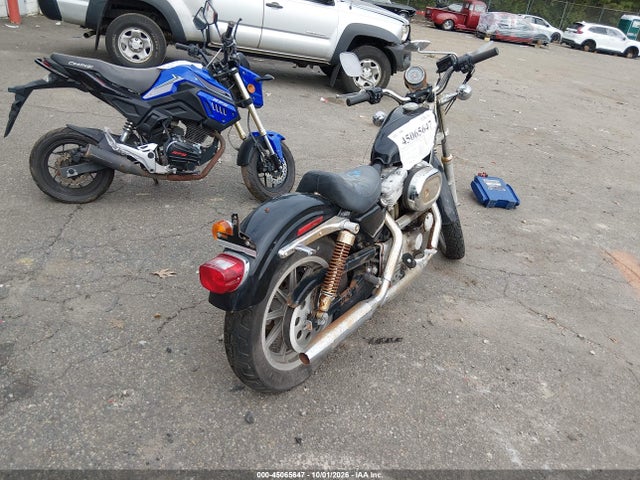 45065647 :رقم المزاد ، 1HD4CAM15RY201469 vin ، 1994 Harley-davidson Xlh883 مزاد بيع